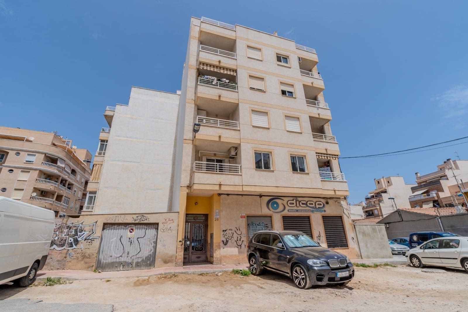 2 sovrum Lägenhet till salu i Torrevieja - 139 000 € (Ref: 9976820)