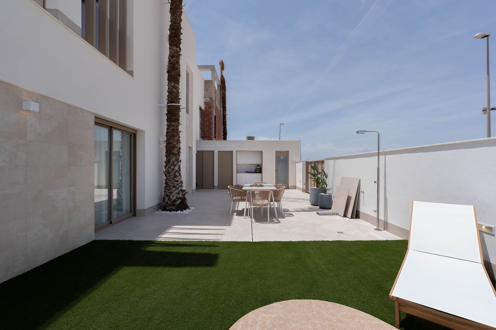 3 bedroom Villa for sale in Los Alcazares with pool garage - € 469,000 (Ref: 9990267)