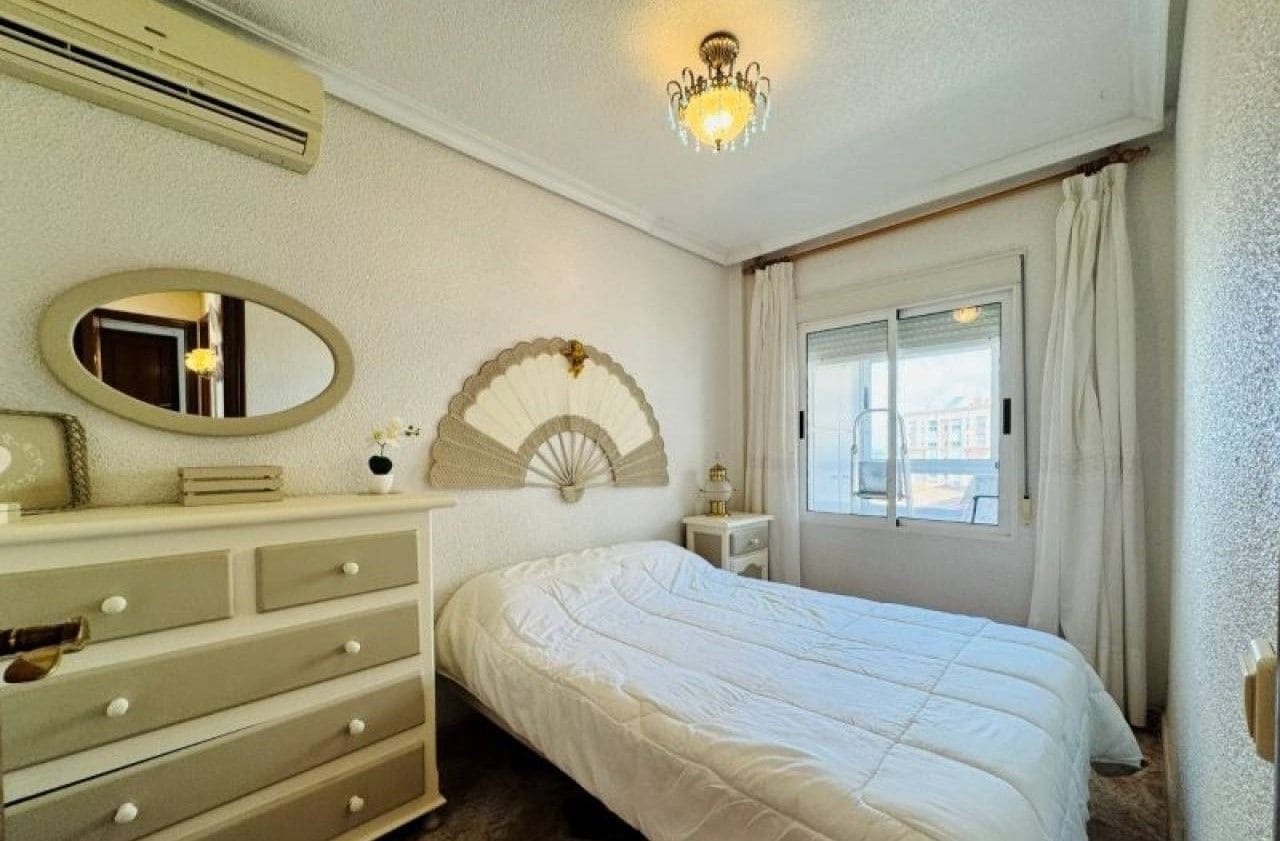 2 chambre Appartement à vendre à Torrevieja - 139 000 € (Ref: 9990269)