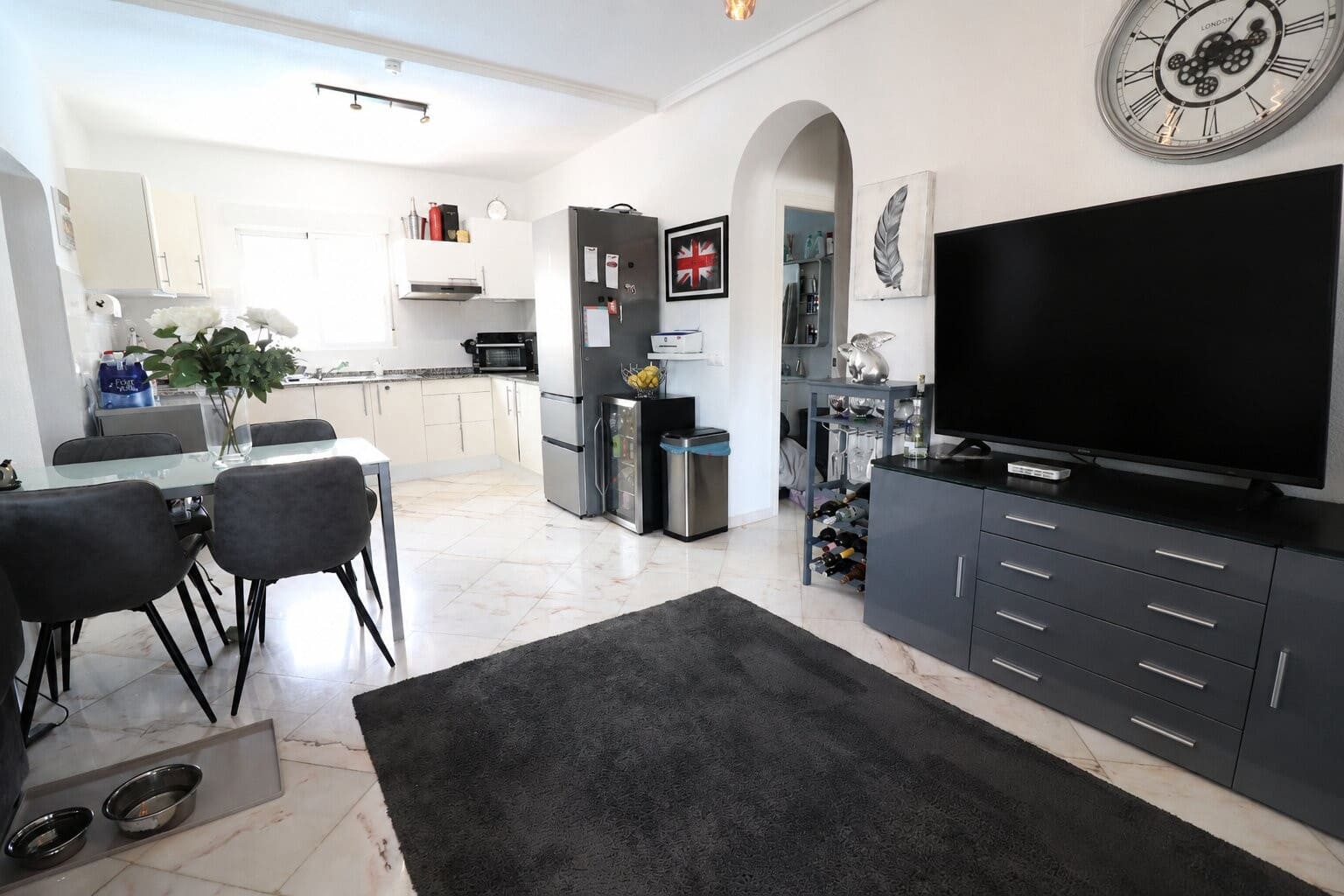 2 slaapkamer Villa te koop in Orihuela Costa - € 259.950 (Ref: 10004685)