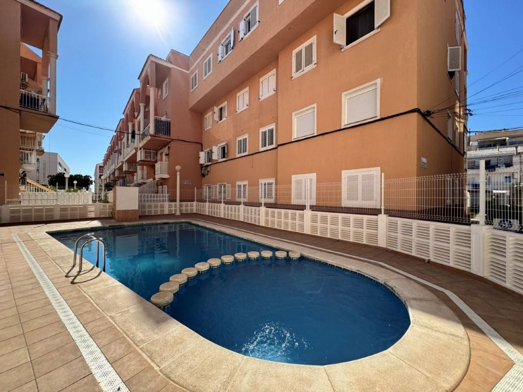 1 soverom Leilighet til salgs i La Mata med svømmebasseng - € 125 000 (Ref: 10004686)