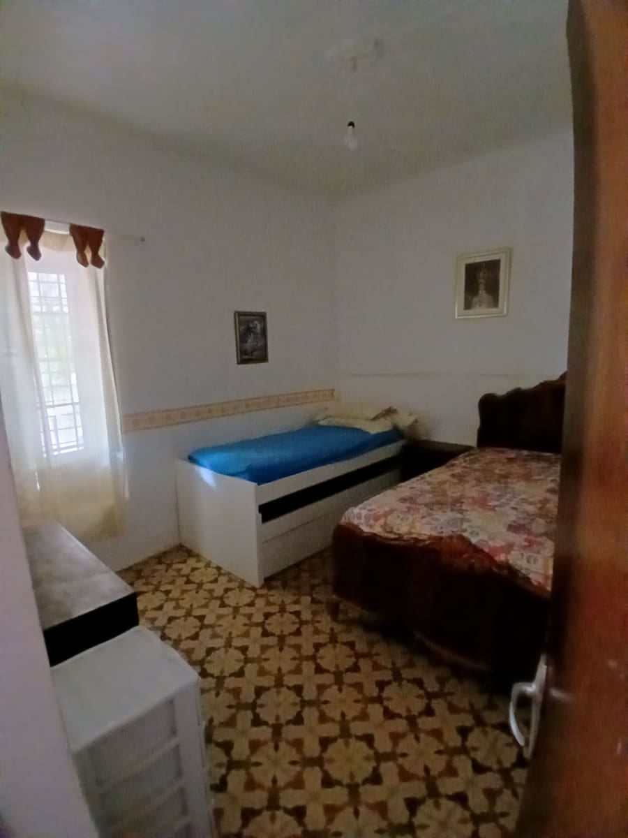 6 bedroom Finca/Country House for sale in Caudete - € 199,950 (Ref: 10012528)