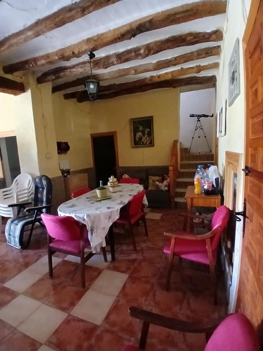 6 bedroom Finca/Country House for sale in Caudete - € 199,950 (Ref: 10012528)