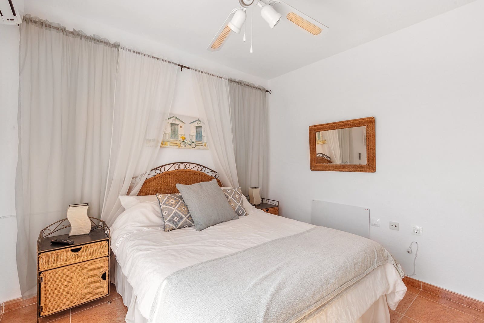 Chalet de 3 habitaciones en Vistabella en venta con piscina - 218.000 € (Ref: 10017119)