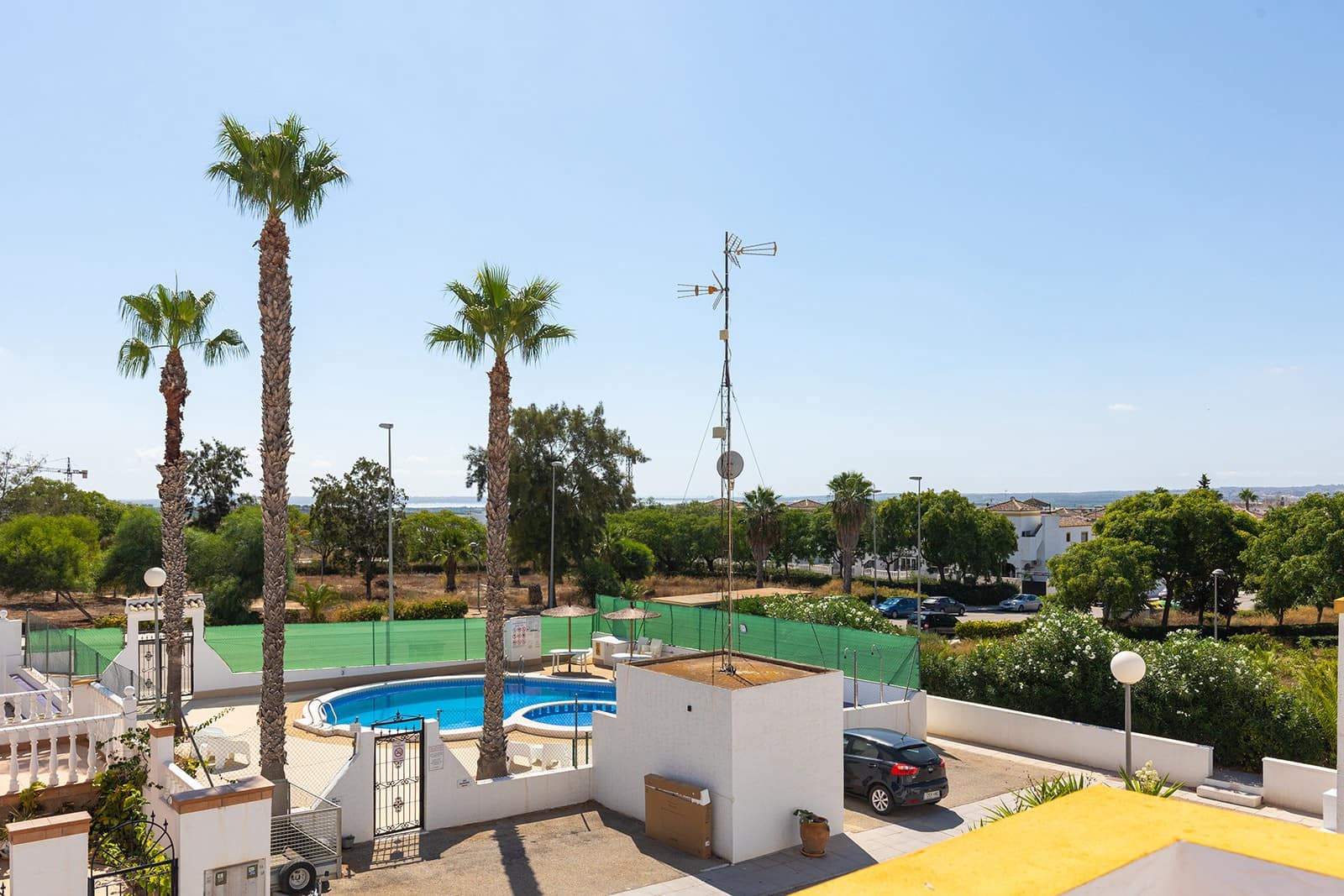 Chalet de 3 habitaciones en Vistabella en venta con piscina - 218.000 € (Ref: 10017119)