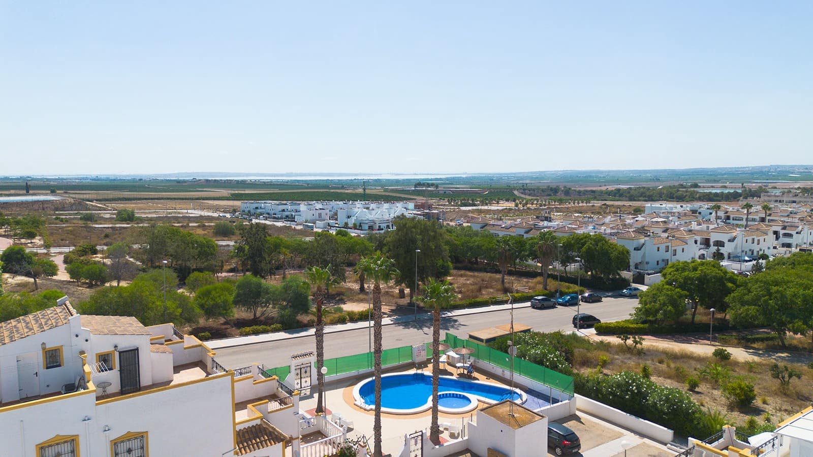 Chalet de 3 habitaciones en Vistabella en venta con piscina - 218.000 € (Ref: 10017119)