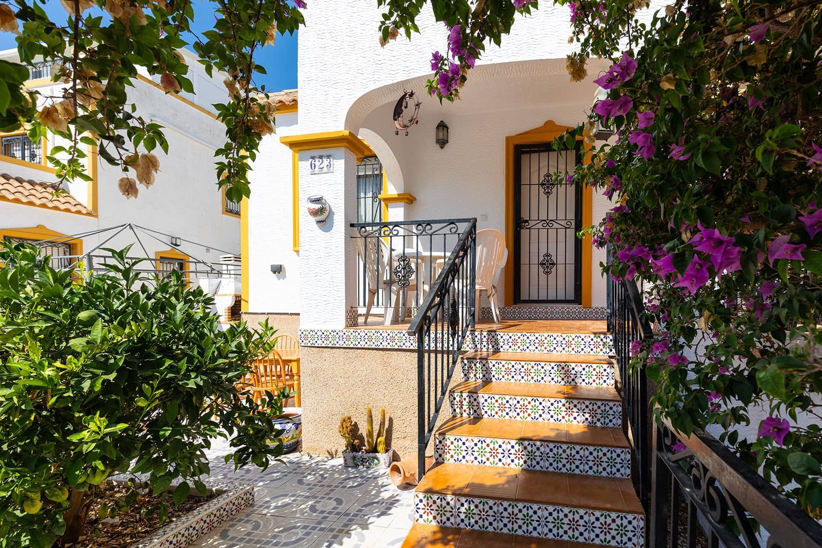 Chalet de 3 habitaciones en Vistabella en venta con piscina - 218.000 € (Ref: 10017119)