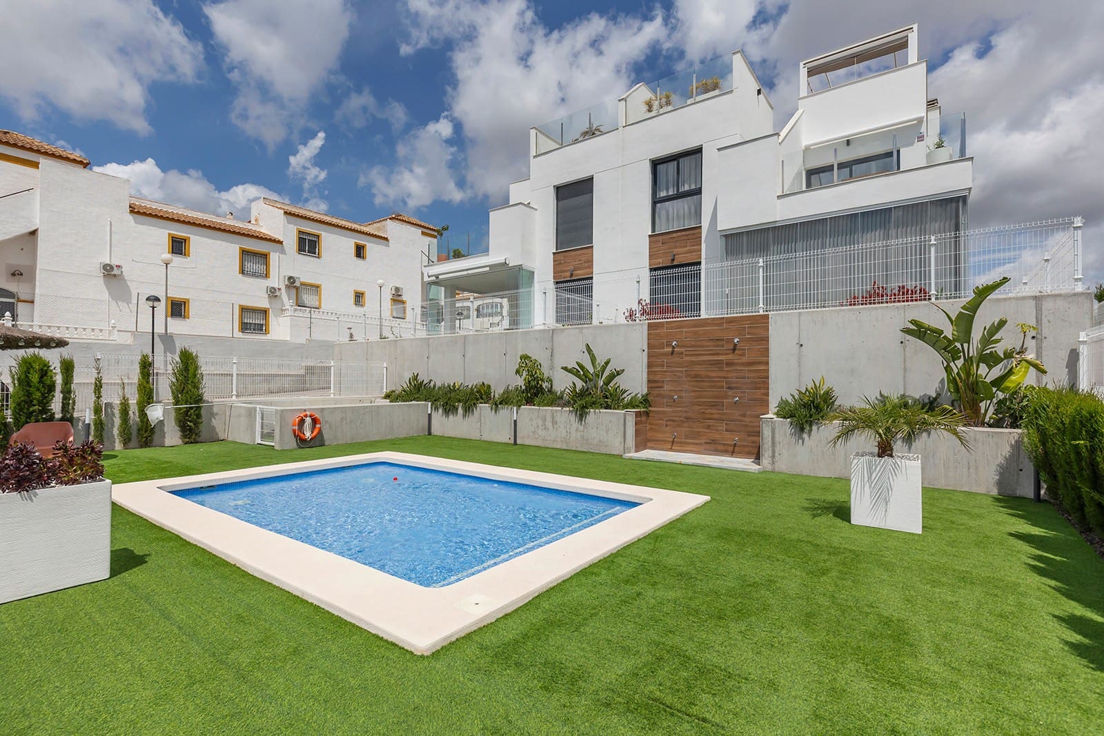 Apartamento de 2 habitaciones en Vistabella en venta con piscina - 274.900 € (Ref: 10018157)