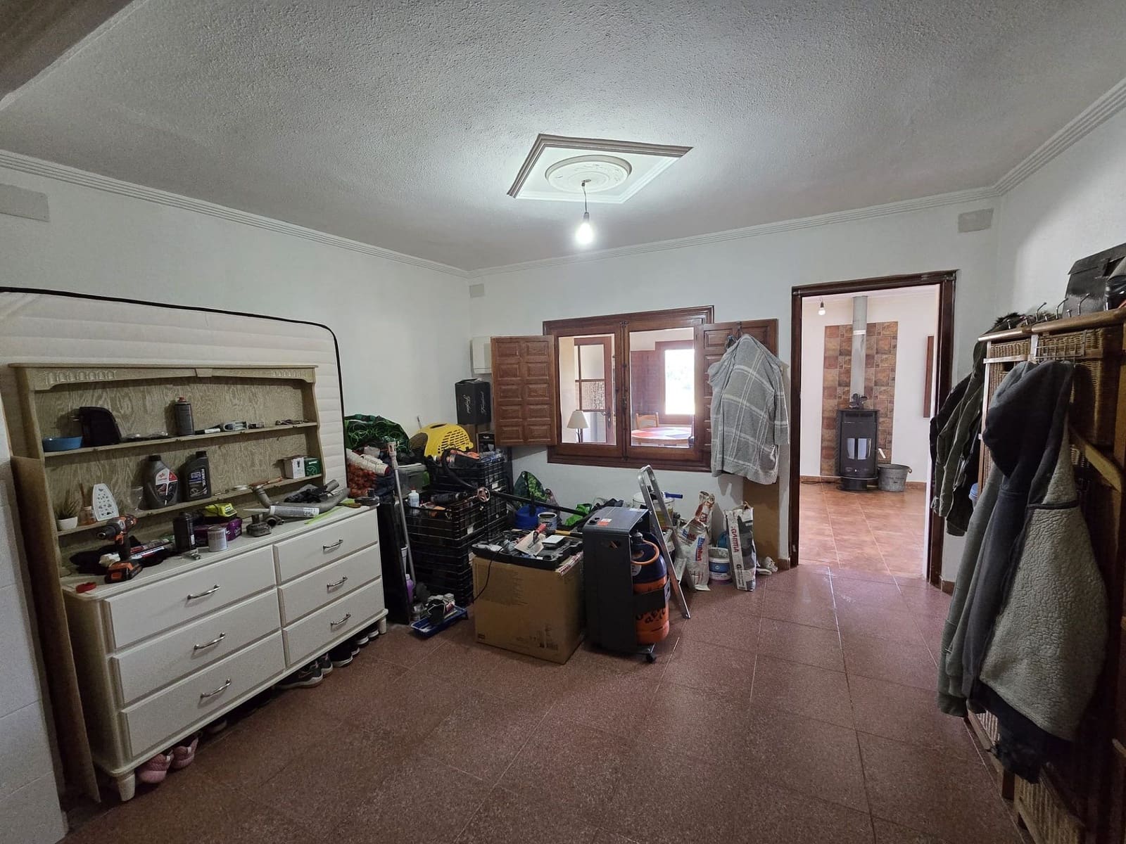 6 makuuhuone Huvila myytävänä paikassa Sax mukana uima-altaan - 275 000 € (Ref: 10023472)