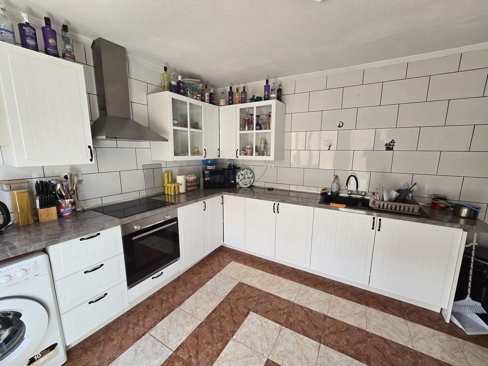 6 makuuhuone Huvila myytävänä paikassa Sax mukana uima-altaan - 275 000 € (Ref: 10023472)