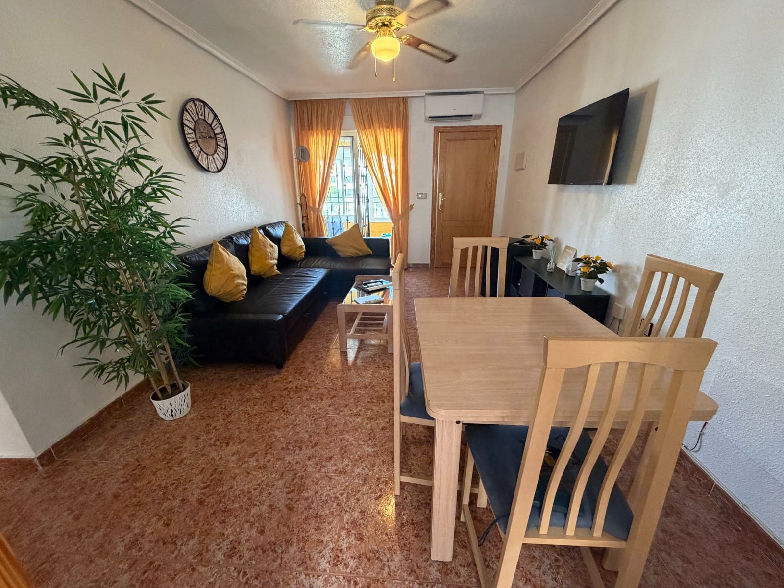 2 chambre Appartement à vendre à Orihuela avec piscine - 132 000 € (Ref: 10041923)