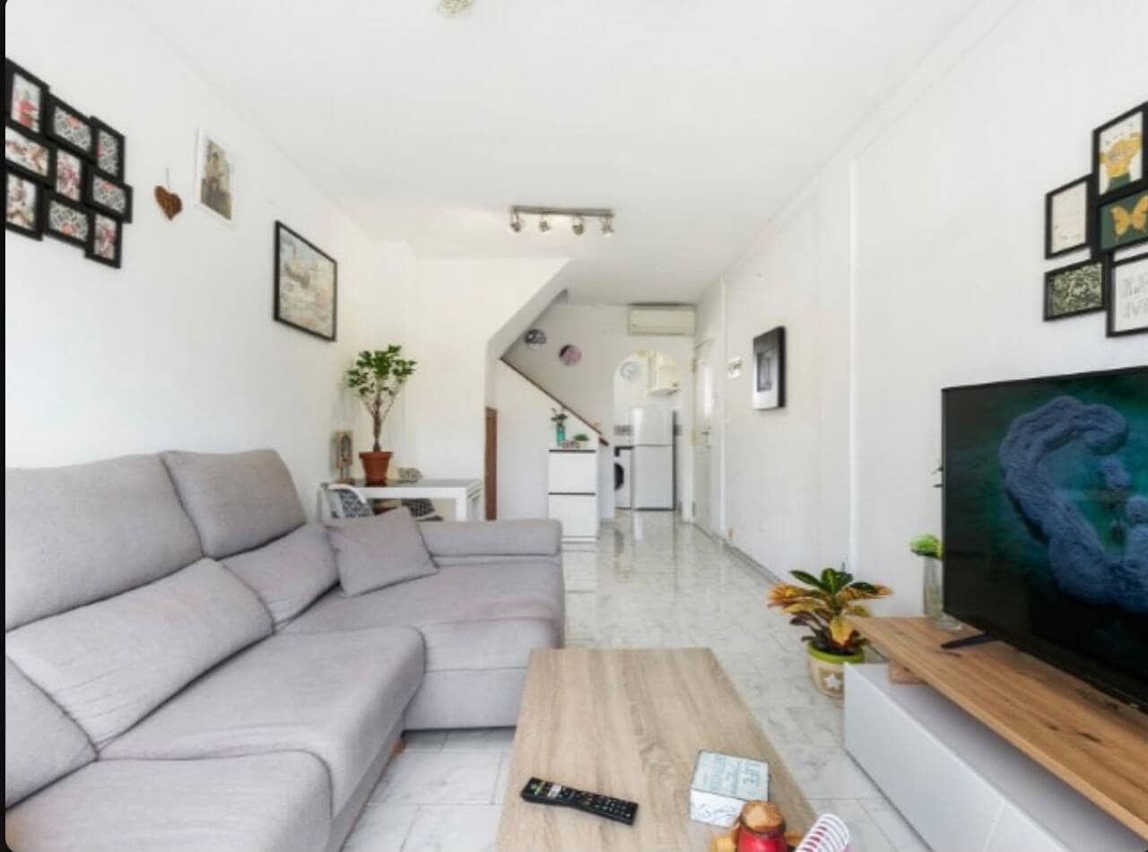 2 soverom Leilighet til salgs i Torrevieja med svømmebasseng - € 169 900 (Ref: 10095620)