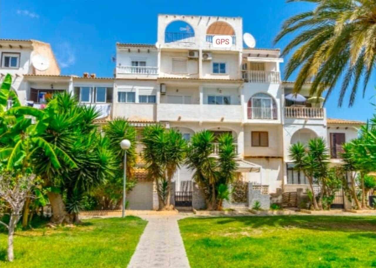 2 soverom Leilighet til salgs i Torrevieja med svømmebasseng - € 169 900 (Ref: 10095620)
