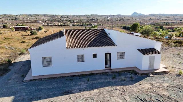 3 Zimmer Villa zu verkaufen in Hondón de los Frailes mit Garage - 325.000 € (Ref: 10108601)