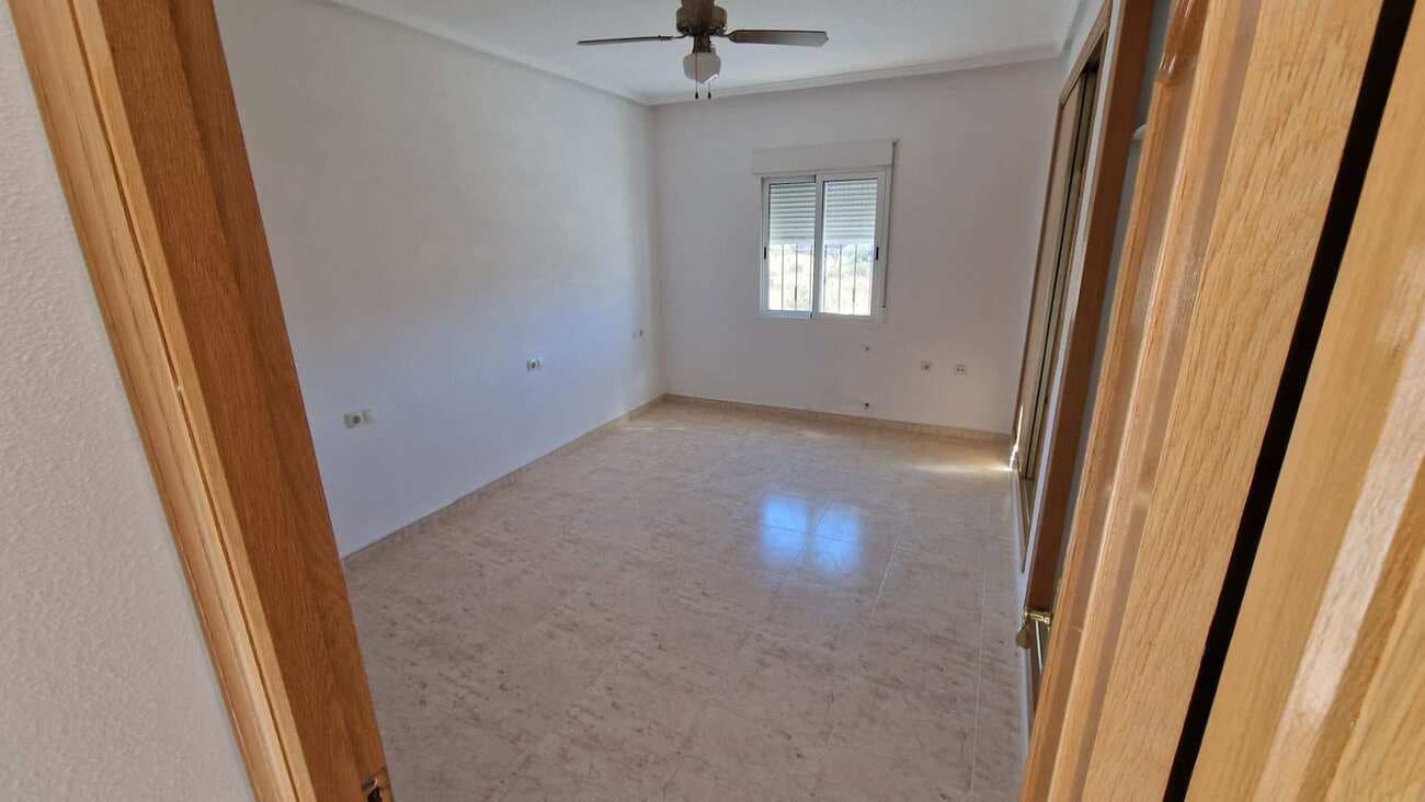 3 Zimmer Villa zu verkaufen in Hondon de los Frailes mit Garage - 325.000 € (Ref: 10108601)