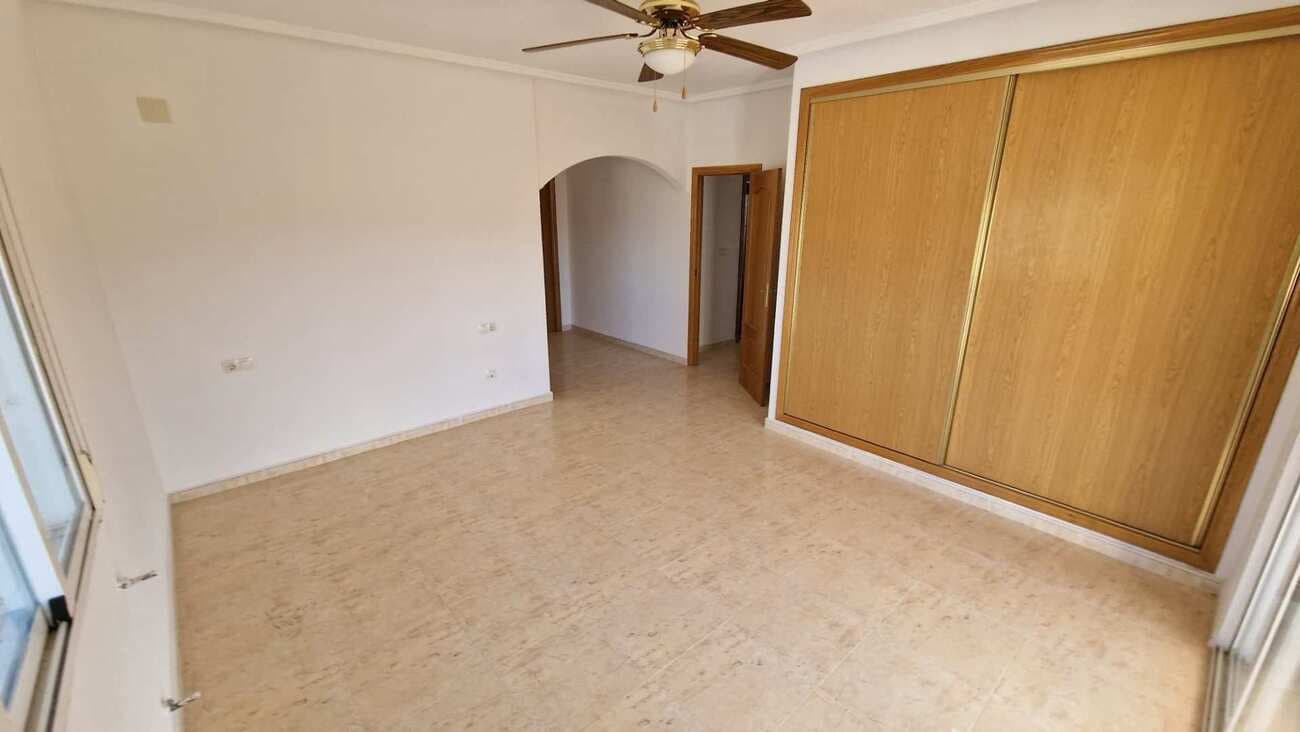 3 Zimmer Villa zu verkaufen in Hondon de los Frailes mit Garage - 325.000 € (Ref: 10108601)