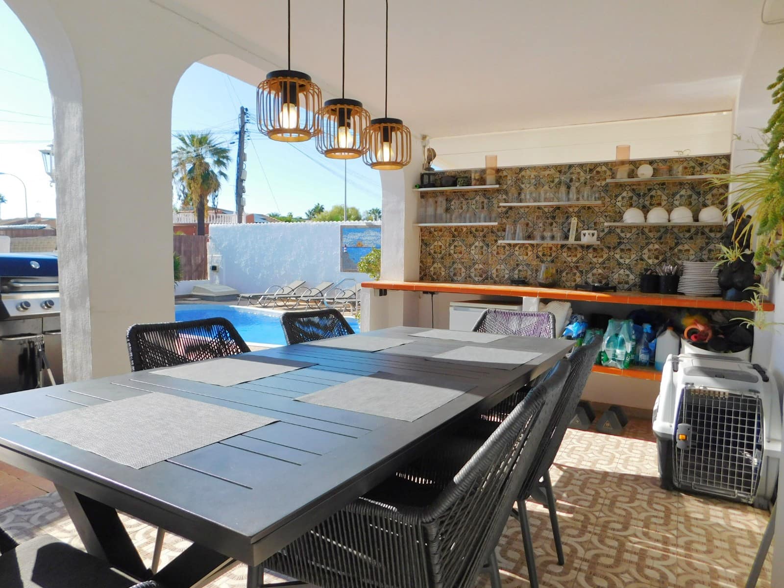 3 soveværelse Villa til salg i Torrevieja med swimmingpool - € 399.900 (Ref: 10108615)