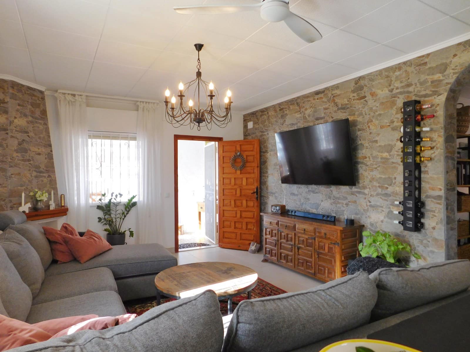 3 soveværelse Villa til salg i Torrevieja med swimmingpool - € 399.900 (Ref: 10108615)