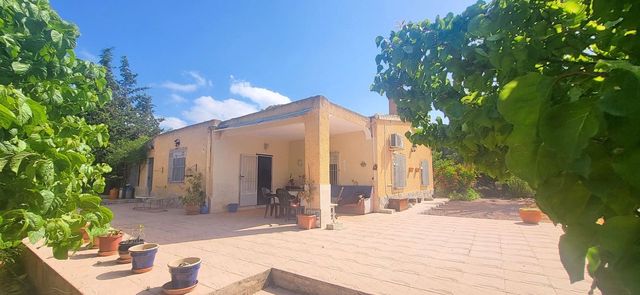 4 soverom Villa til salgs i Hondón de las Nieves med svømmebasseng garasje - € 279 999 (Ref: 10108617)