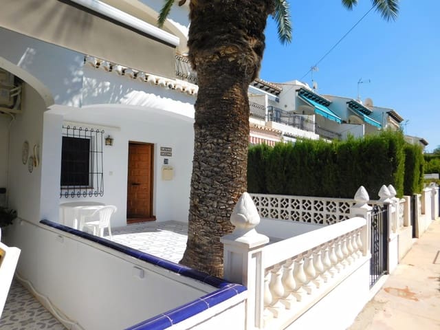 Casa de 2 habitaciones en Los Balcones - Los Altos, Torrevieja en venta con piscina - 198.000 € (Ref: 10111195)