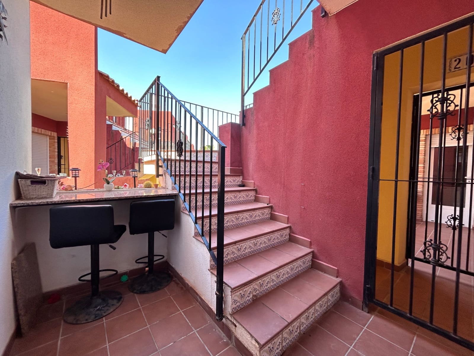 2 Zimmer Apartment zu verkaufen in Orihuela mit Pool - 130.000 € (Ref: 10111196)