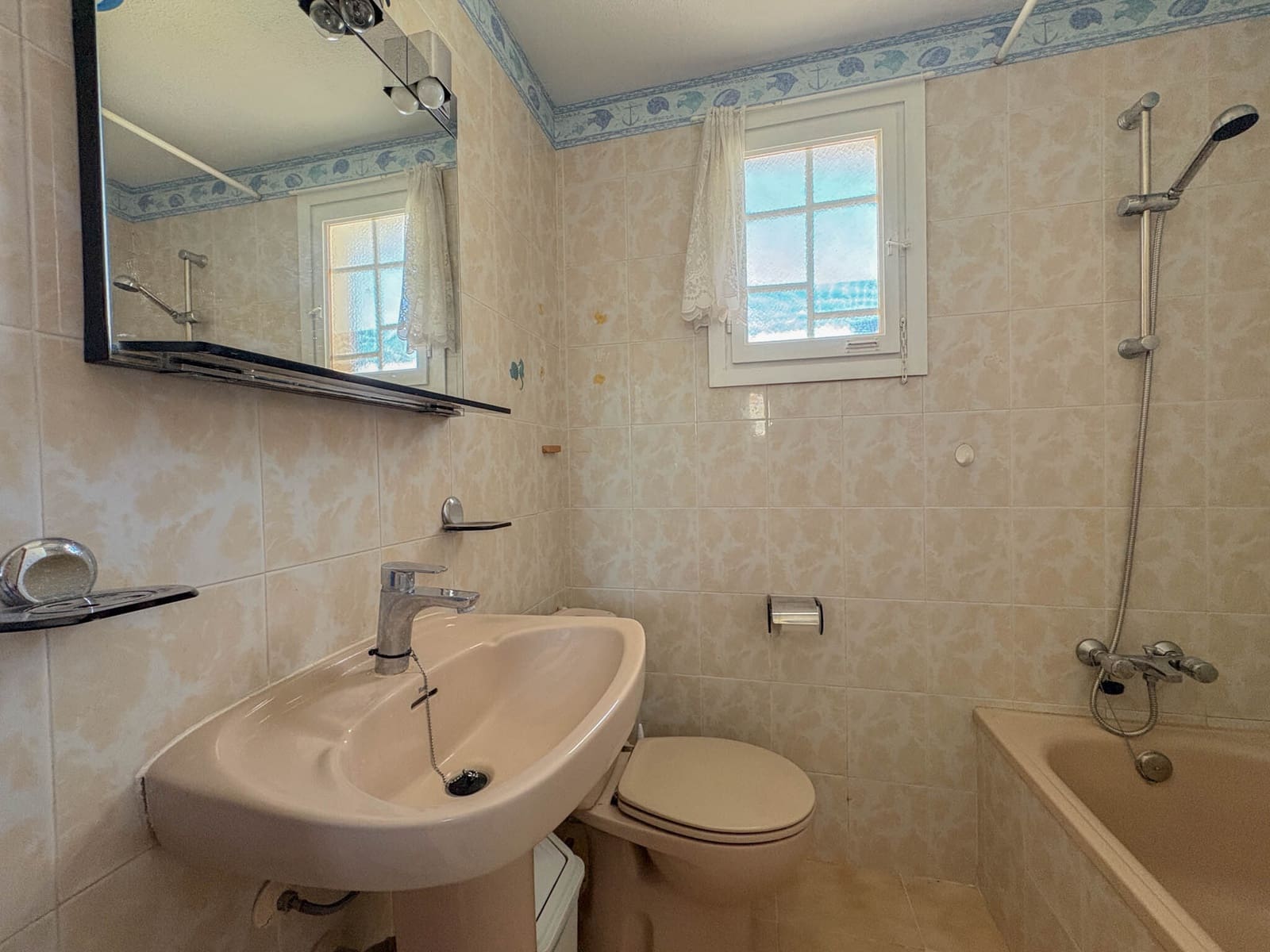 1 sovrum Hus till salu i Torrevieja med pool - 127 500 € (Ref: 10147981)