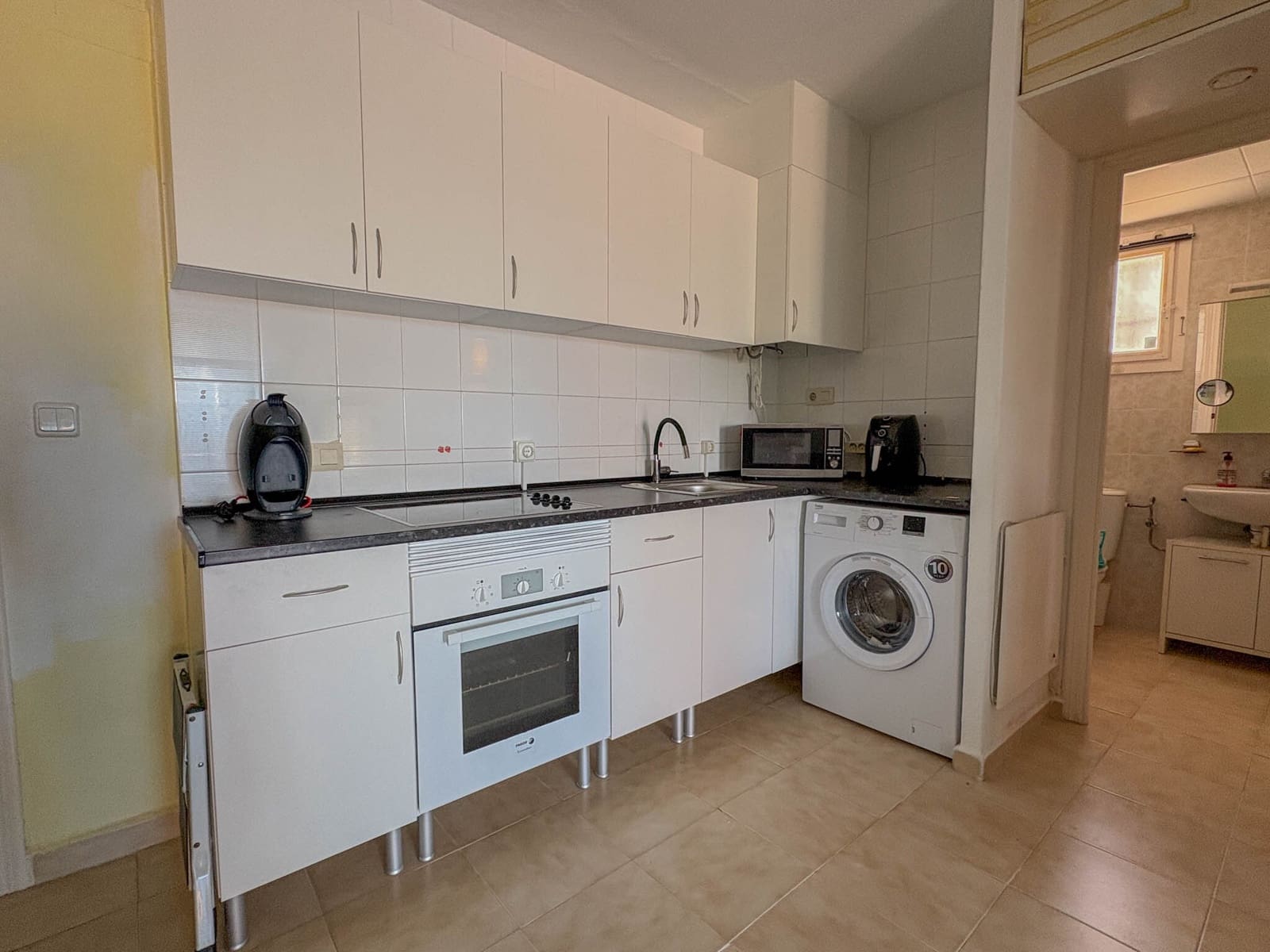 1 soveværelse Lejlighed til salg i Torrevieja med swimmingpool garage - € 112.500 (Ref: 10147982)