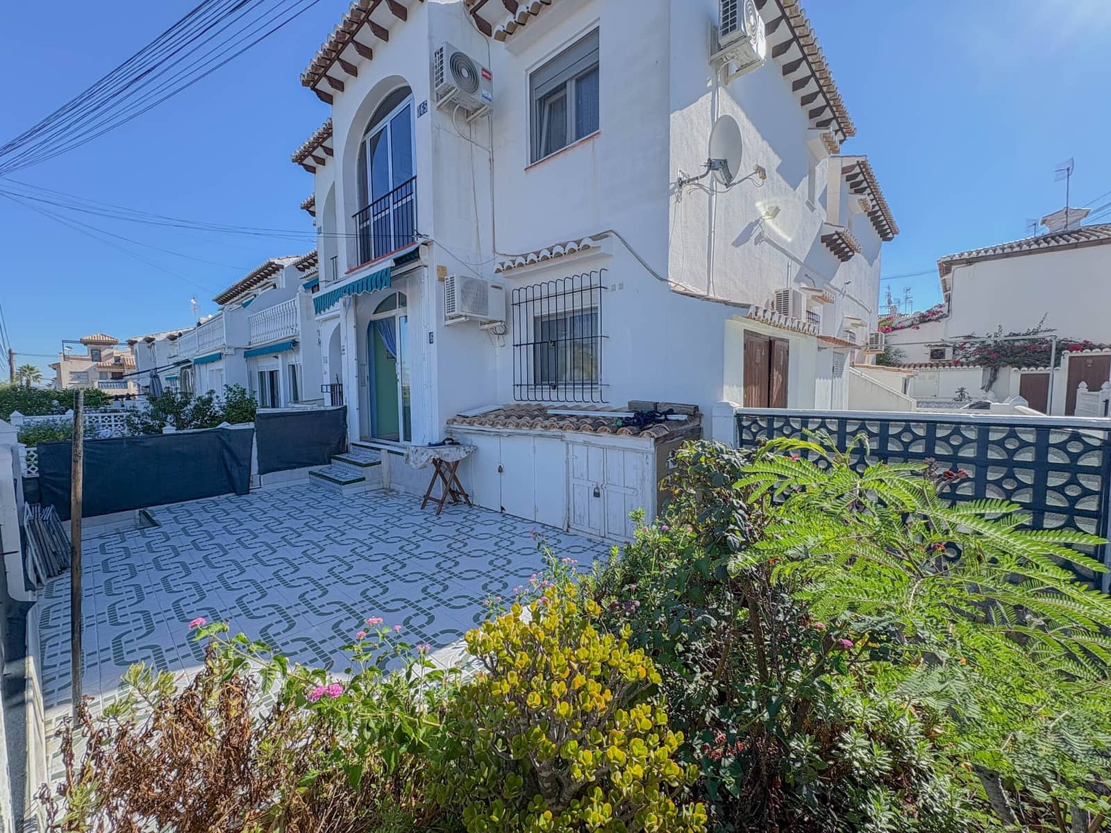 1 soveværelse Lejlighed til salg i Torrevieja med swimmingpool garage - € 112.500 (Ref: 10147982)