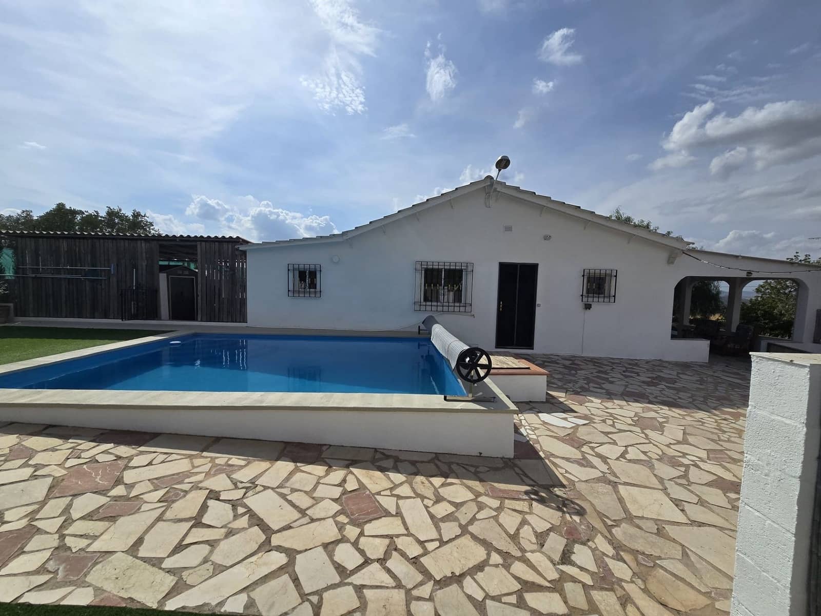 3 camera da letto Villa in vendita in Sax con piscina garage - 265.000 € (Rif: 10147983)