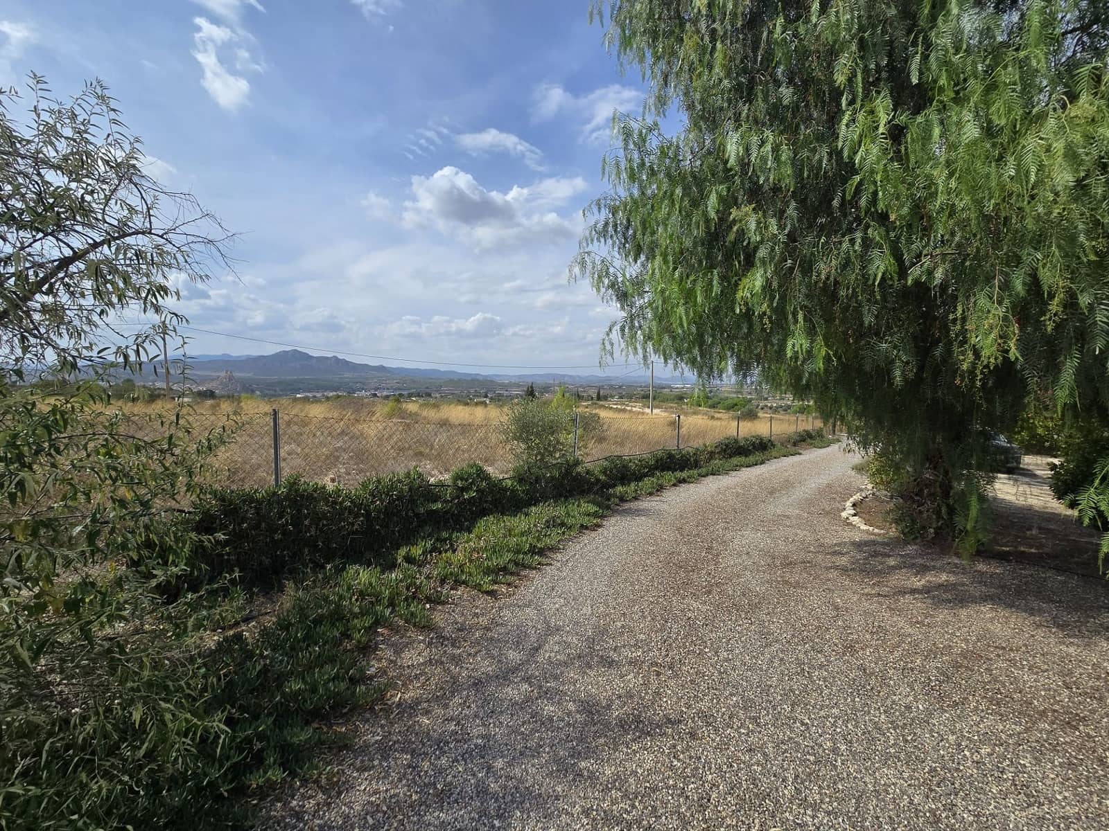 3 camera da letto Villa in vendita in Sax con piscina garage - 265.000 € (Rif: 10147983)