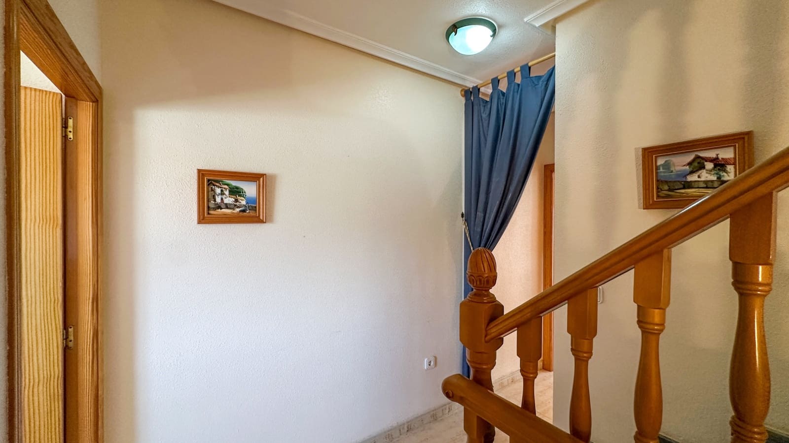 2 soveværelse Byhus til salg i Orihuela Costa med swimmingpool garage - € 180.000 (Ref: 10147987)