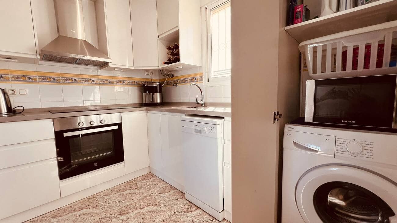 3 quarto Apartamento para venda em Villamartin com piscina - 169 950 € (Ref: 10154369)