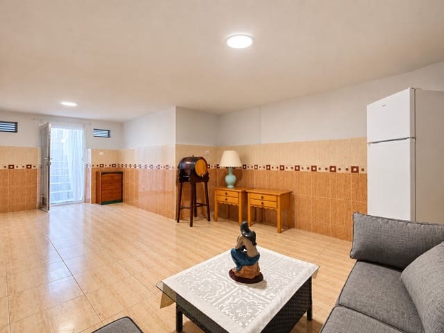 5 slaapkamer Huis te koop in Nueva Torrevieja, Torrevieja met zwembad garage - € 350.000 (Ref: 10156964)