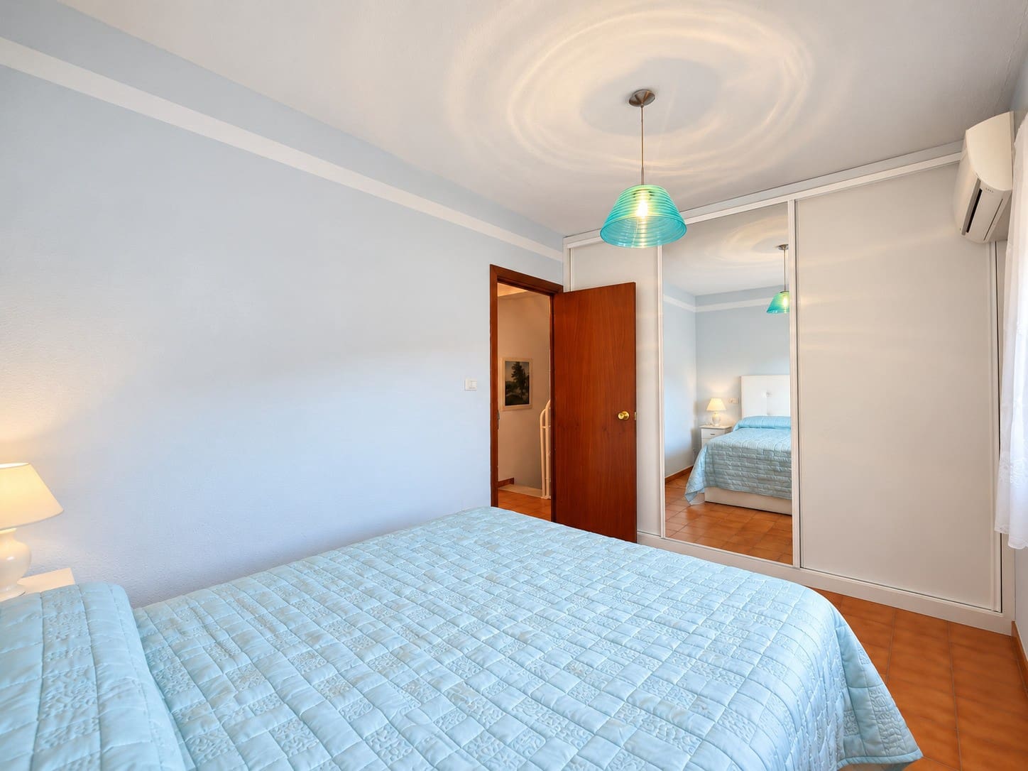 5 soverom Hus til salgs i Torrevieja med svømmebasseng garasje - € 350 000 (Ref: 10156964)