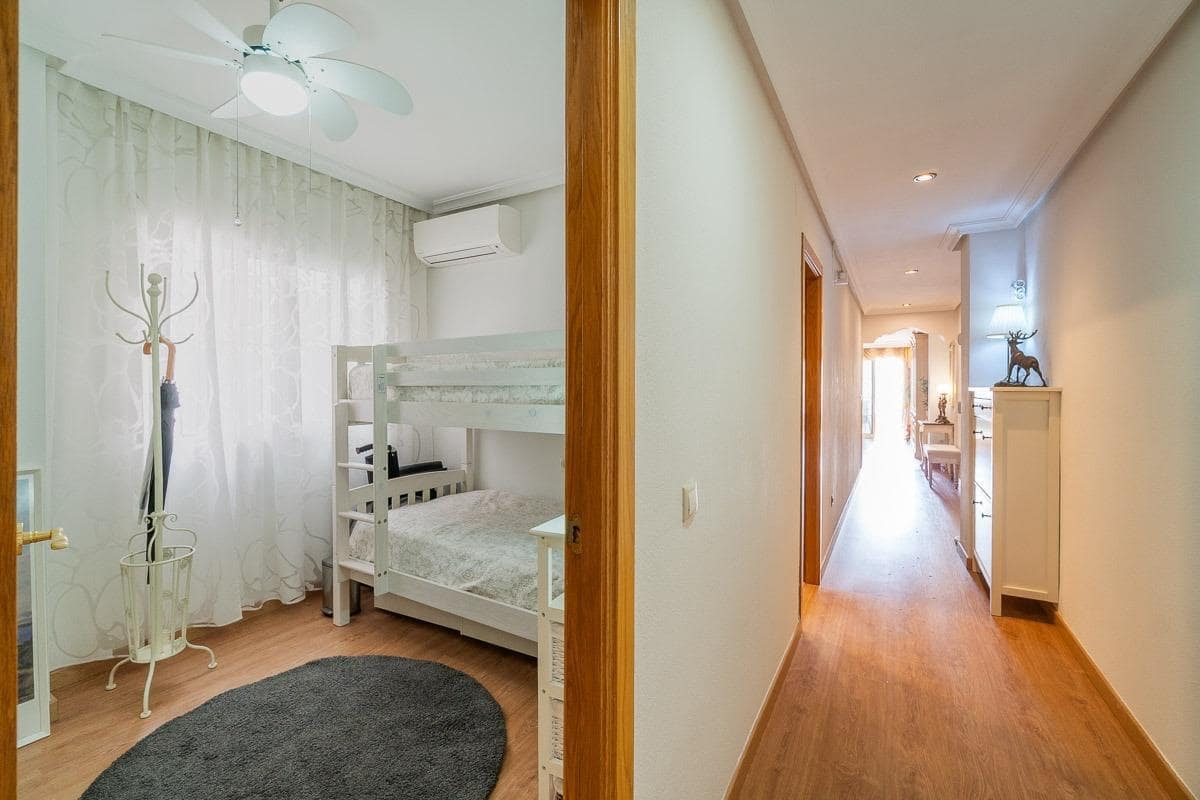 3 sypialnia Penthouse na sprzedaż w Torrevieja - 239 500 € (Ref: 10162516)