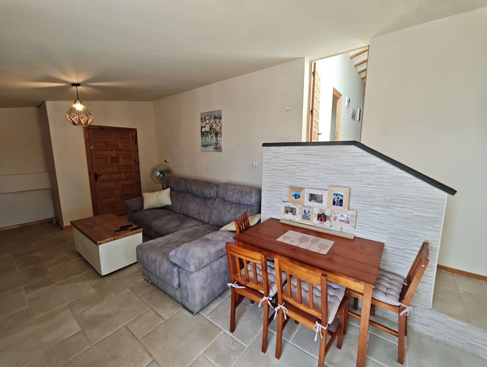 4 soveværelse Finca/Landehus til salg i Caudete med swimmingpool garage - € 375.000 (Ref: 10163930)