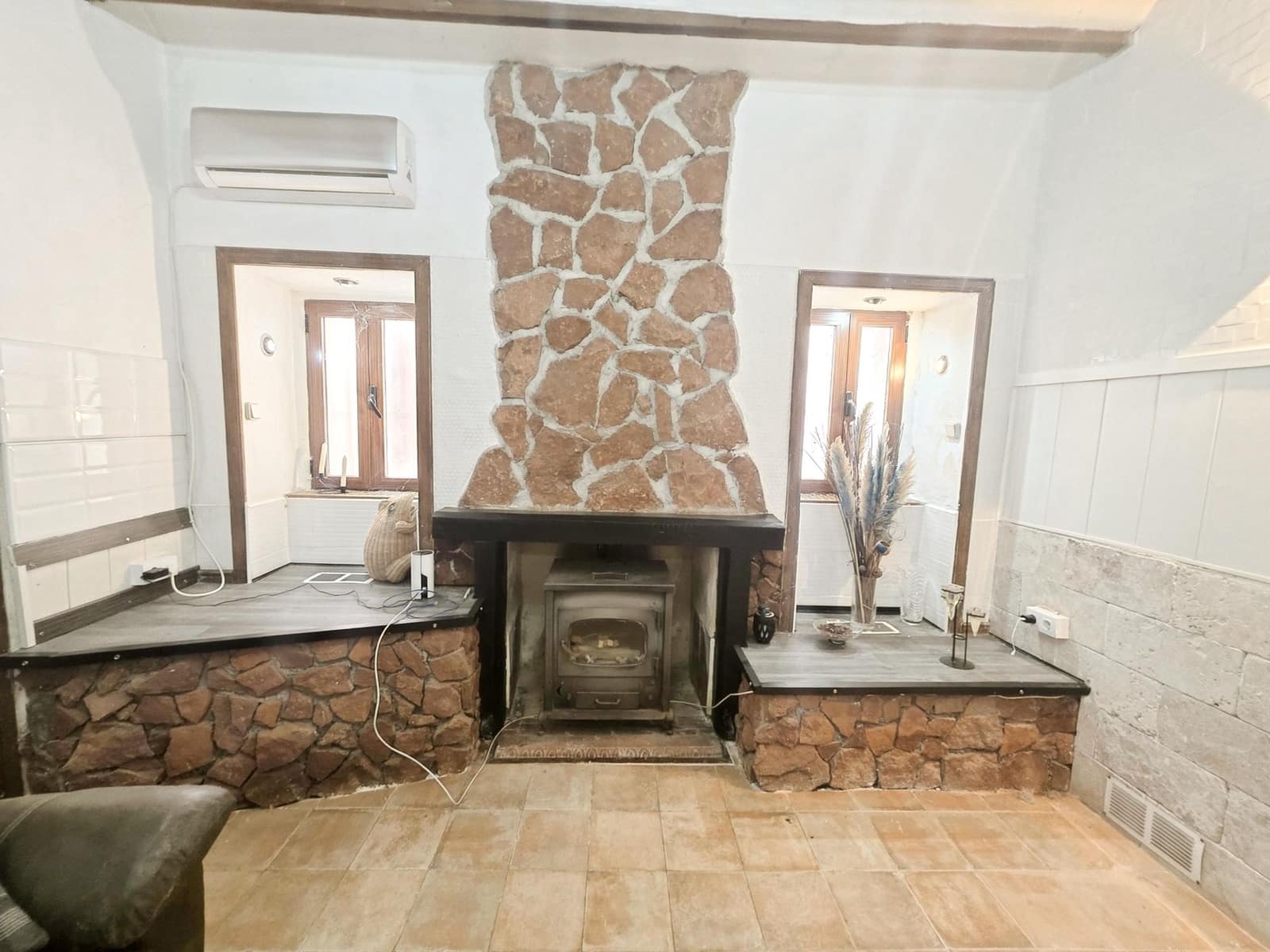 5 slaapkamer Finca/Landhuis te koop in La Romana met zwembad garage - € 339.995 (Ref: 10170341)