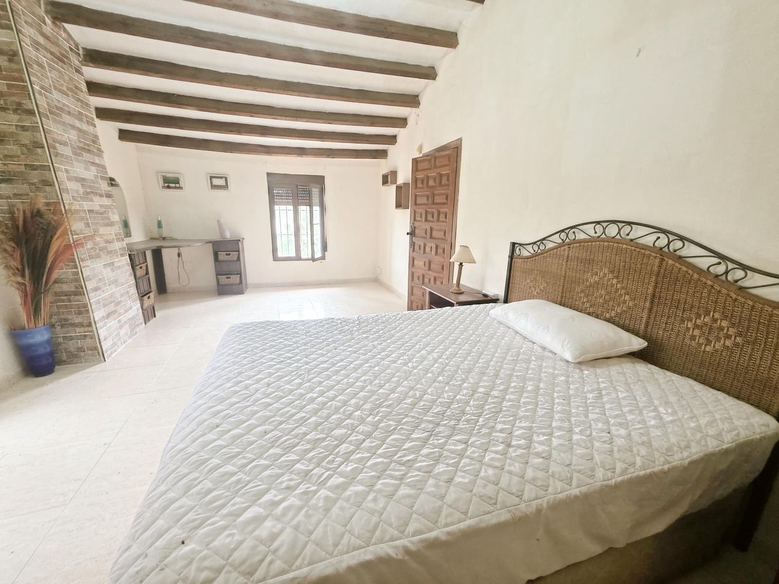 5 slaapkamer Finca/Landhuis te koop in La Romana met zwembad garage - € 339.995 (Ref: 10170341)
