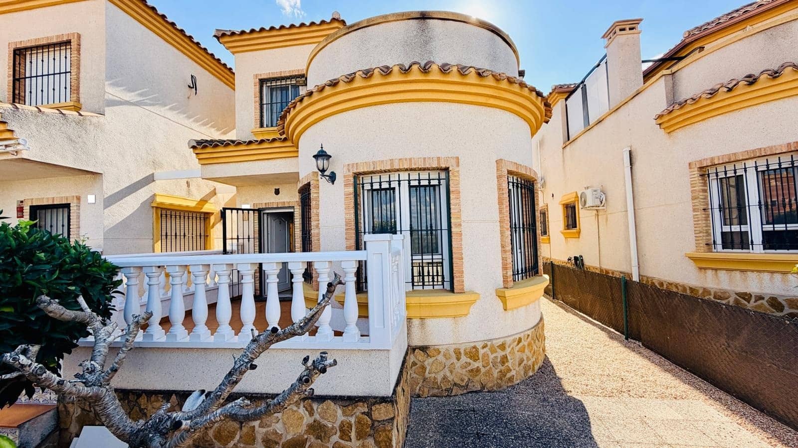 3 quarto Moradia para venda em Los Montesinos - 255 000 € (Ref: 10174302)