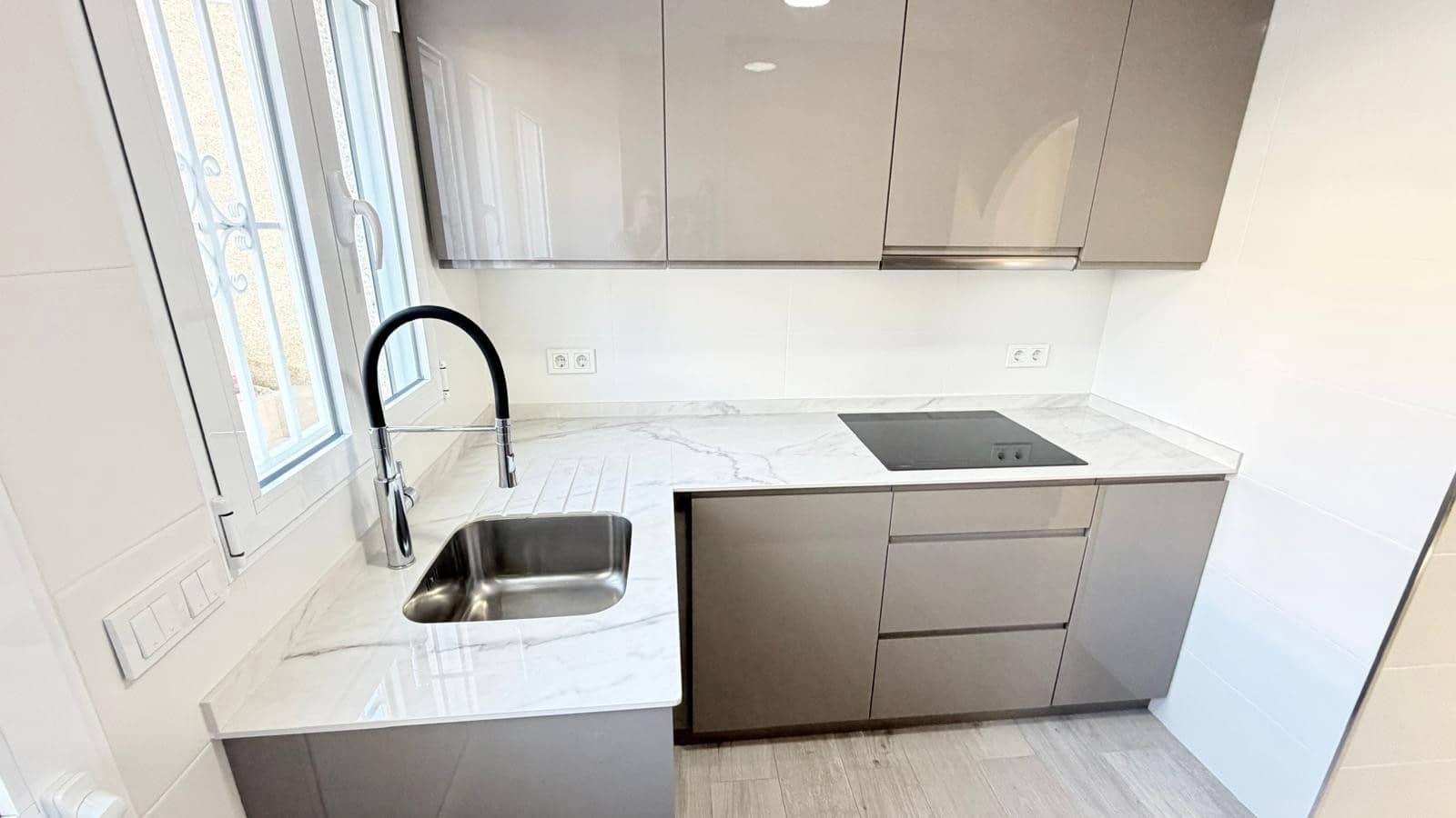 3 slaapkamer Villa te koop in Ciudad Quesada met zwembad garage - € 289.000 (Ref: 10174822)
