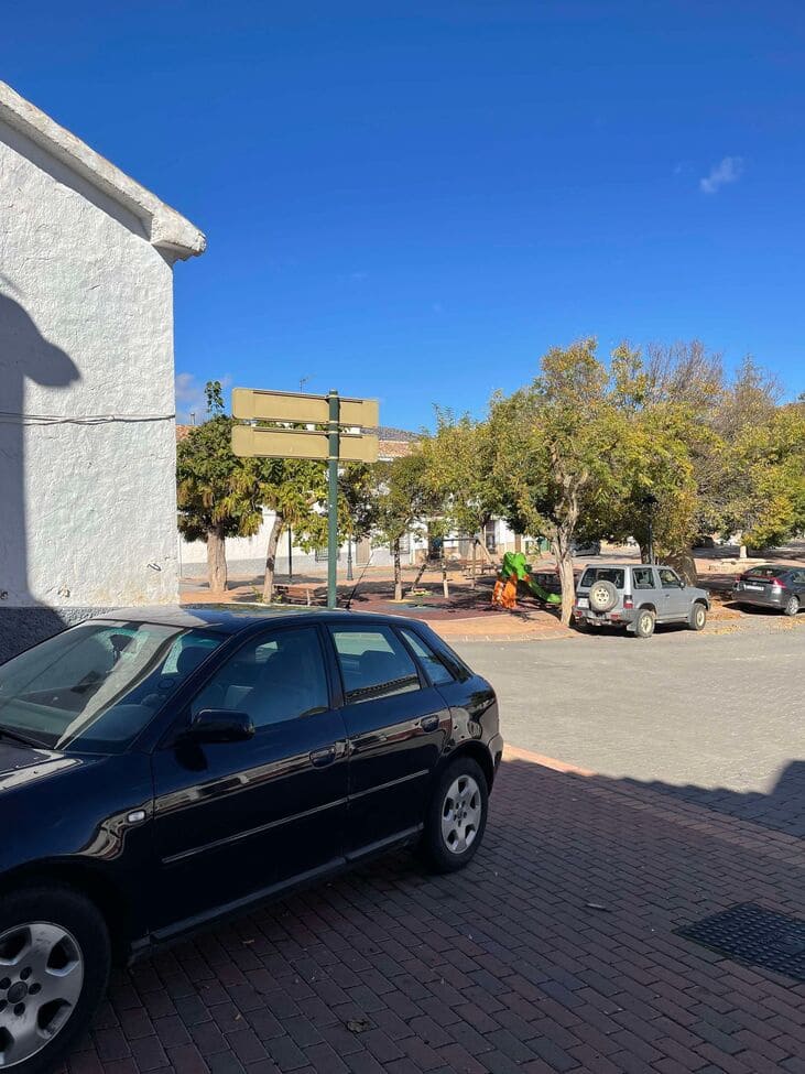 6 soveværelse Byhus til salg i El Contador med swimmingpool garage - € 89.900 (Ref: 8999300)