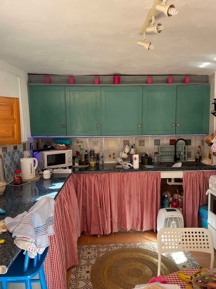 6 soveværelse Byhus til salg i El Contador med swimmingpool garage - € 89.900 (Ref: 8999300)