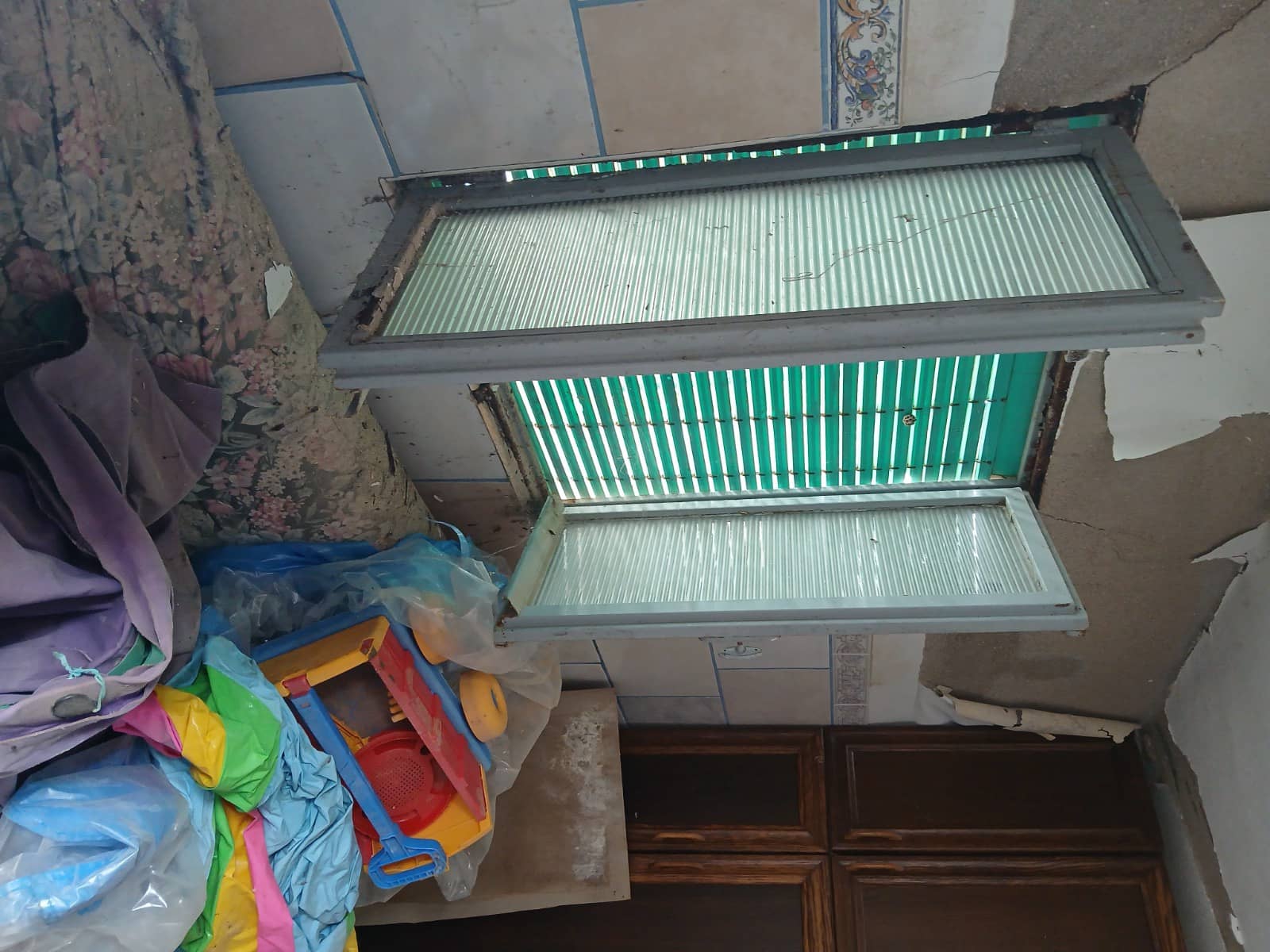 5 chambre Finca/Maison de Campagne à vendre à Yecla avec piscine garage - 70 000 € (Ref: 9275027)