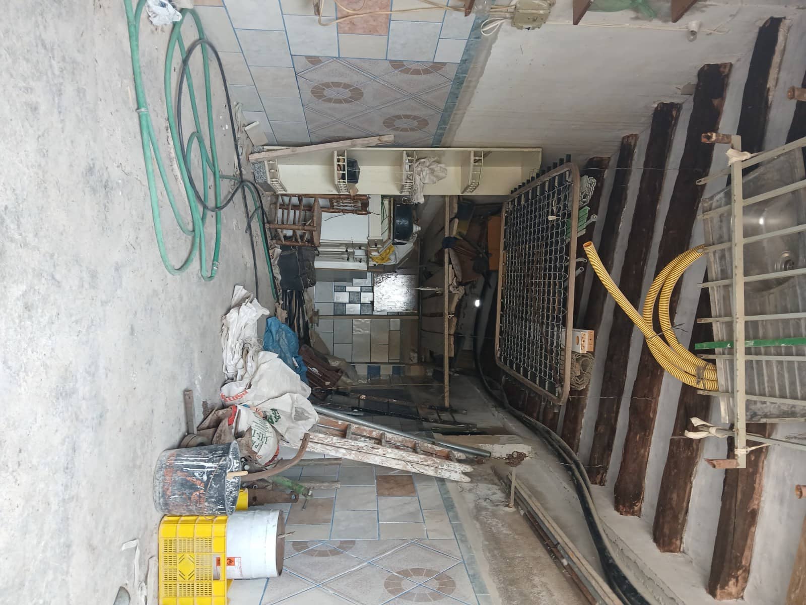 5 chambre Finca/Maison de Campagne à vendre à Yecla avec piscine garage - 70 000 € (Ref: 9275027)