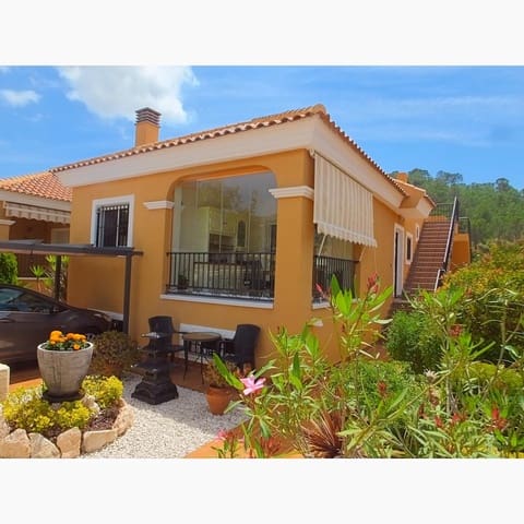 3 bedroom Villa for sale in La Romana with pool - € 214,900 (Ref: 9275040)