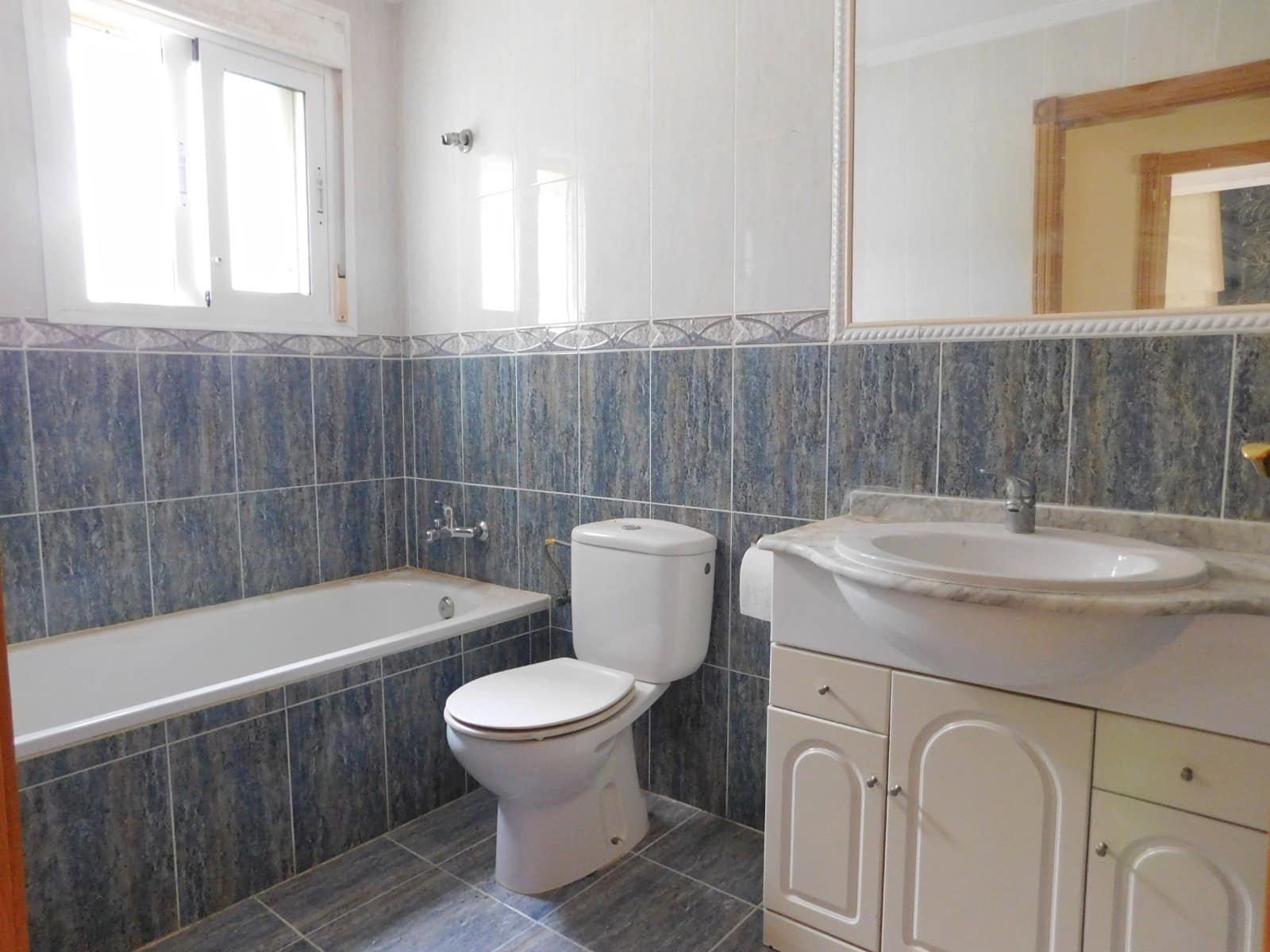 3 bedroom Villa for sale in Ciudad Quesada with pool - € 190,000 (Ref: 9275063)