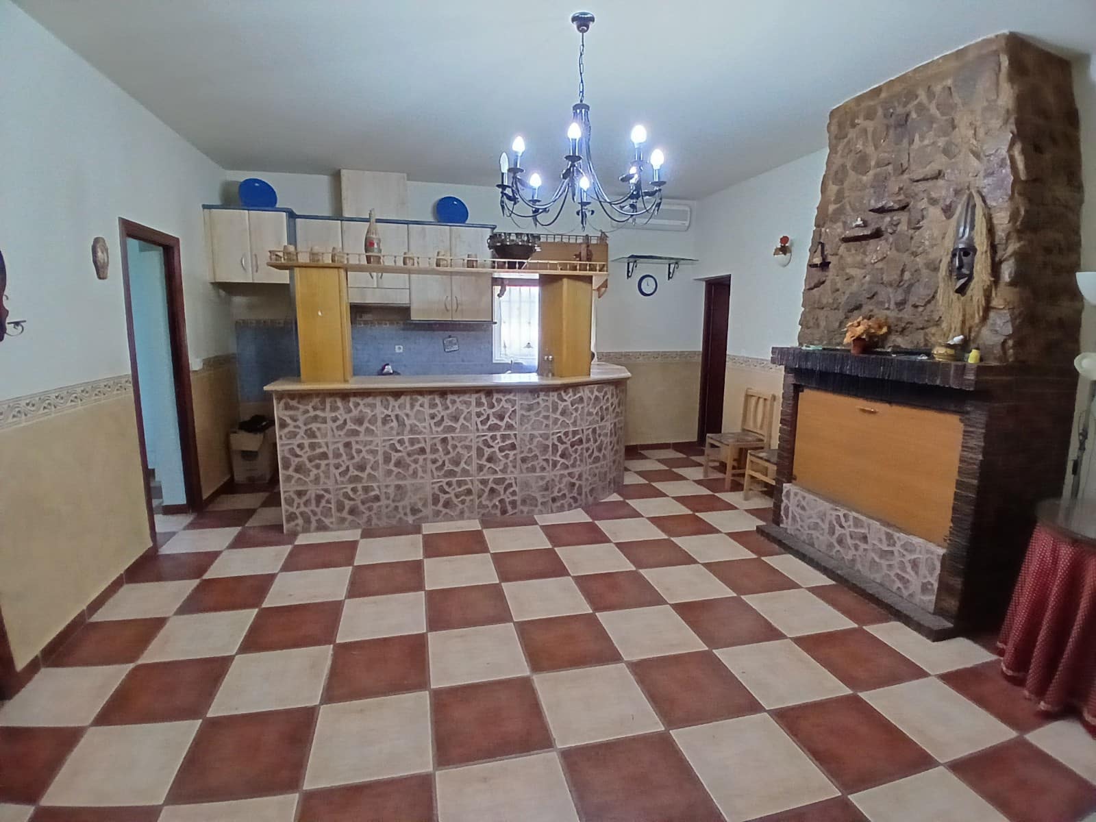 3 slaapkamer Finca/Landhuis te koop in Jumilla met garage - € 140.000 (Ref: 9275067)