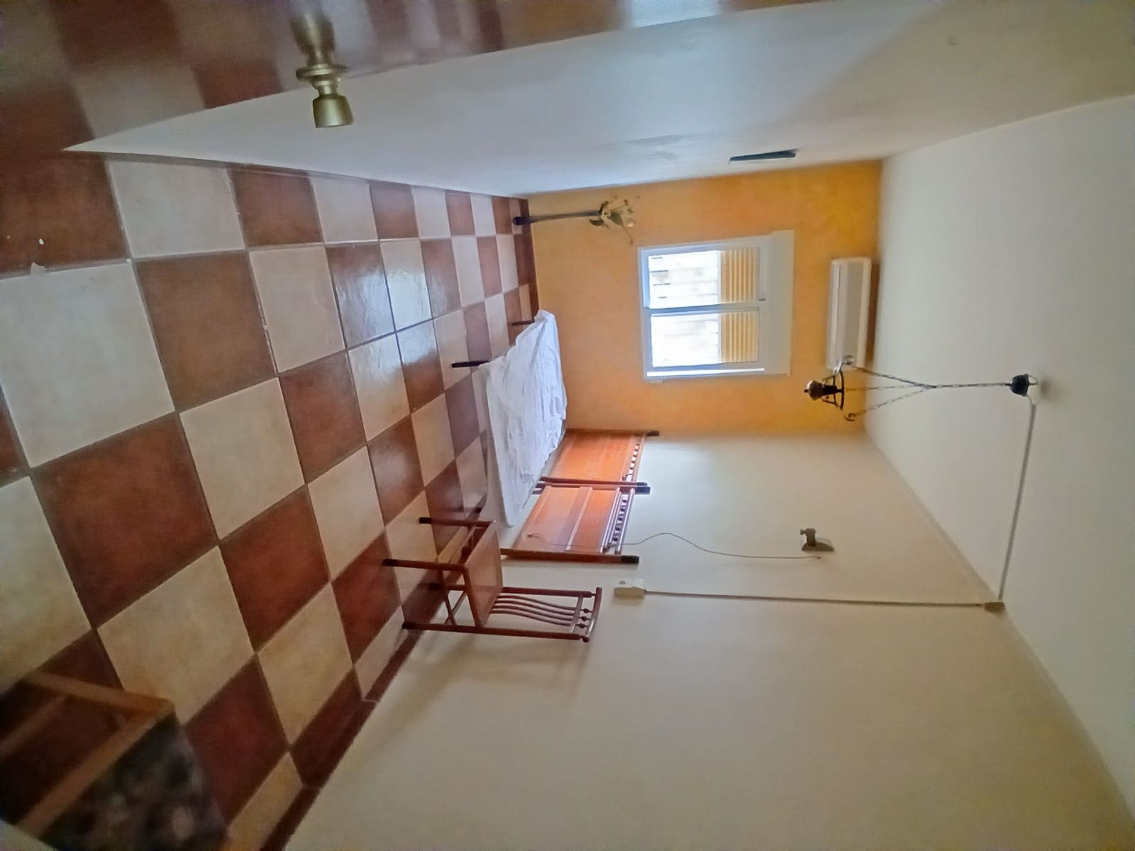 3 slaapkamer Finca/Landhuis te koop in Jumilla met garage - € 140.000 (Ref: 9275067)