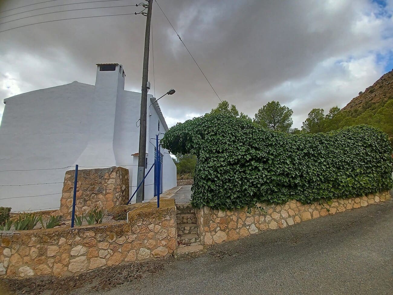 3 makuuhuone Maalaistalo myytävänä paikassa Yecla mukana uima-altaan 
autotalli - 199 950 € (Ref: 9275711)