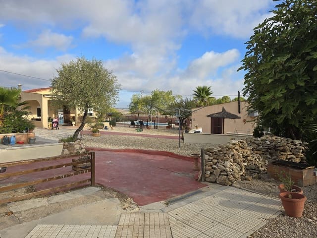 5 soverom Villa til salgs i Sax med svømmebasseng - € 375 000 (Ref: 9317301)